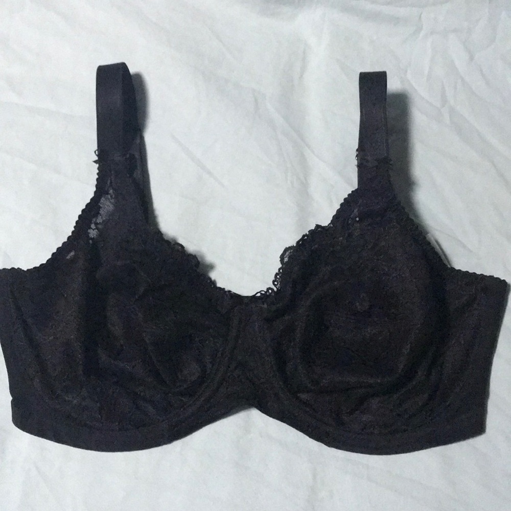 Pretty Black Lace Bra Size 34F.